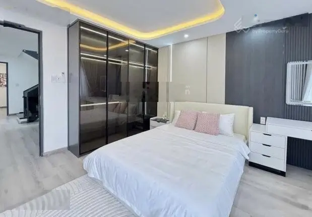 Cần bán gấp nhà Phan Tây Hồ,p7, Phú Nhuận giá 2,3 tỷ-54 m2, shr, pháp lí chuẩn
