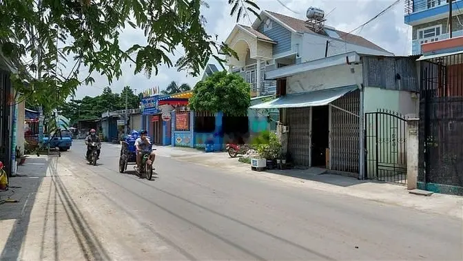 Nhà 5x23M, 3 Lầu Mặt Tiền Xuân Thới Đông, gần Ủy Ban tiện Kinh doanh