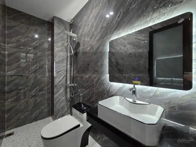 Bán nhà giá rẻ gần chợ bình chánh đang cho thuê 8tr/tháng