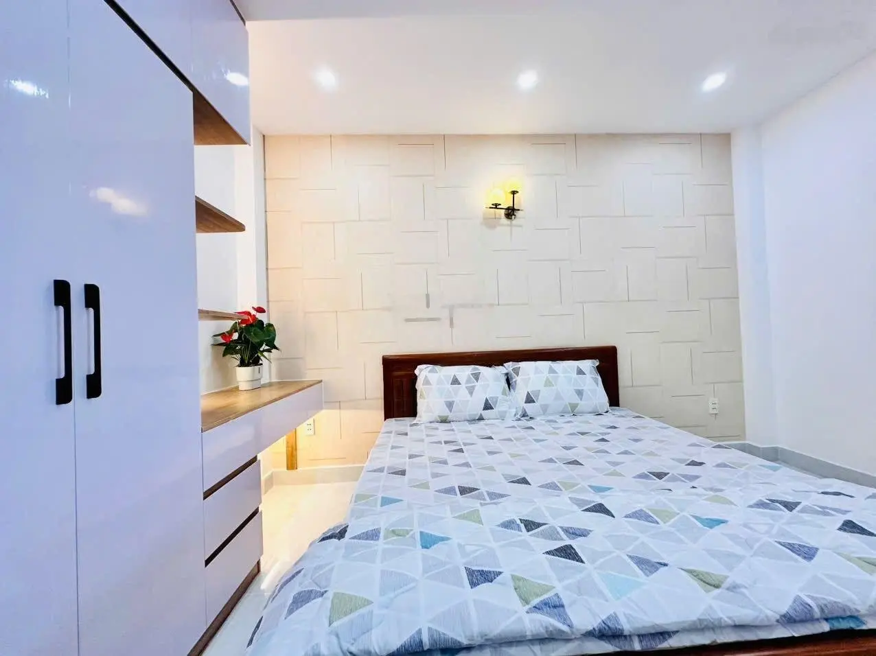 Bán NR 5PN, 5WC, 64m2 tại Hà Huy Giáp, Thạnh Xuân, Q12, TP.HCM, giá 5,15 tỷ