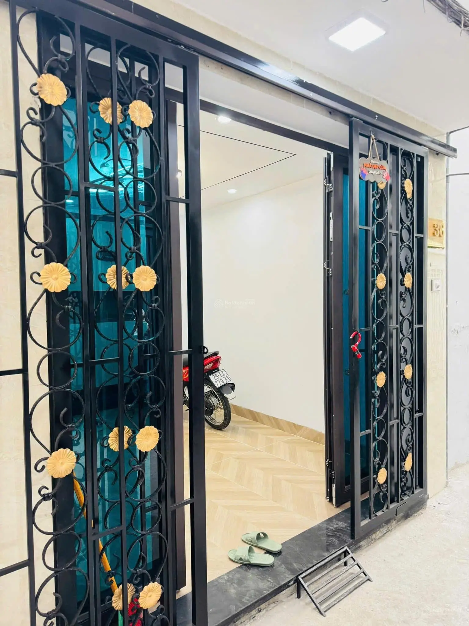 Giá lõi - vị trí lõi - lò đúc - full nội thất - thoáng trước sau - 38m2* 3t - 6.25 tỷ