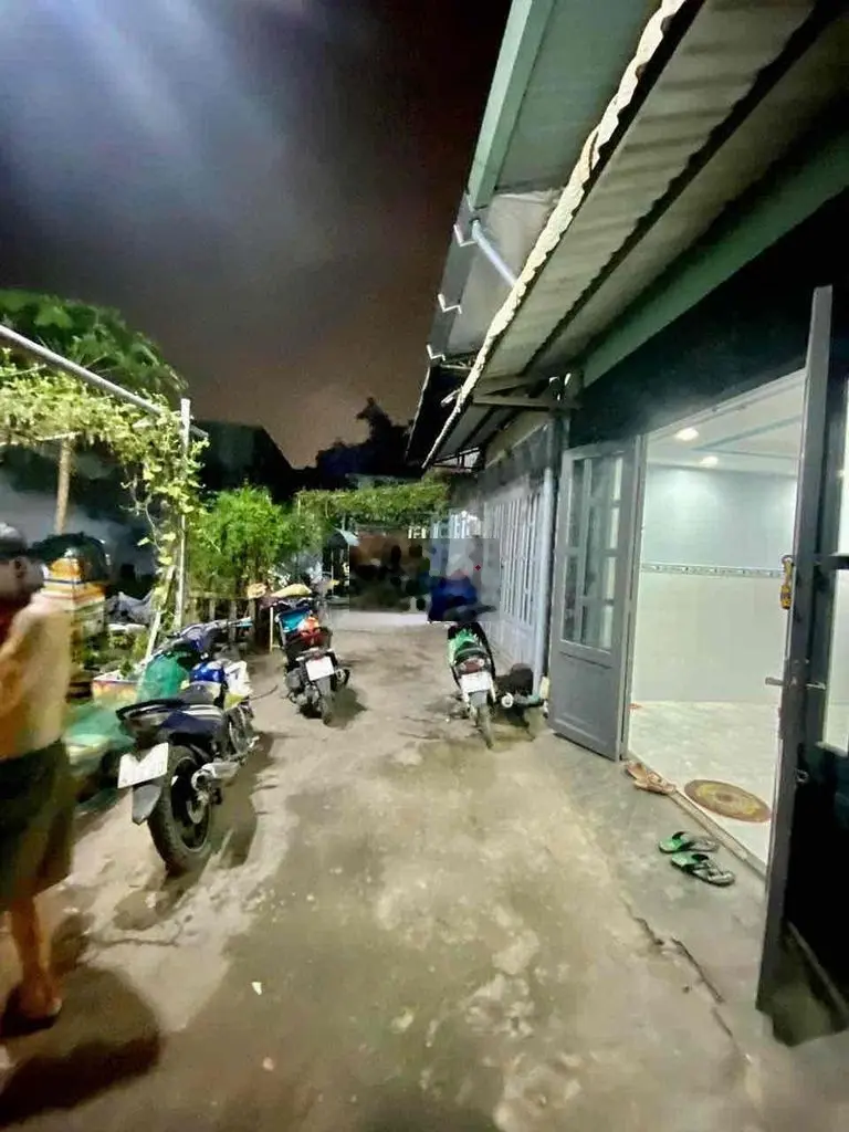 Bán nhà HL80