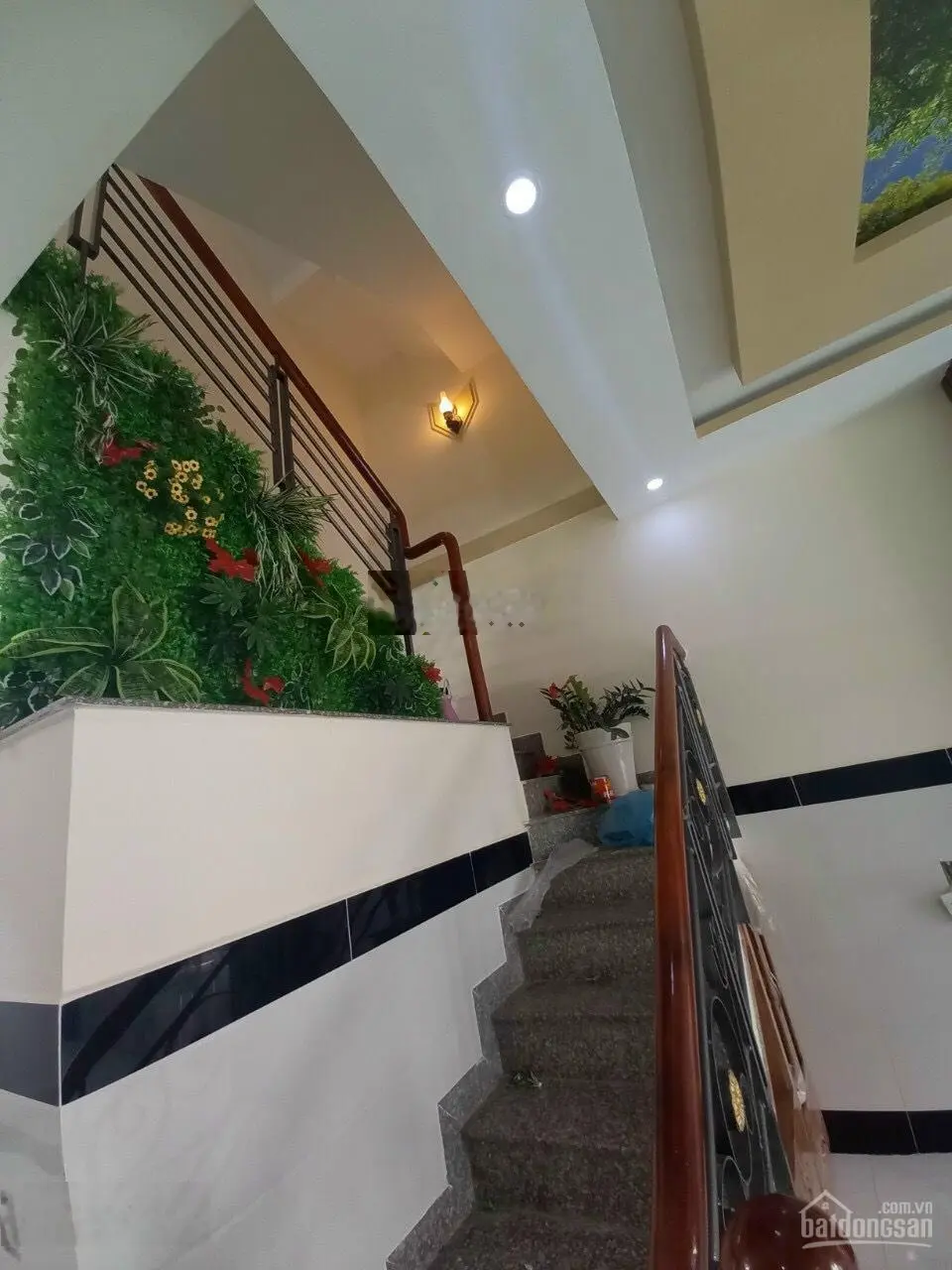 Bán gấp nhà 222/2 đường Lê Văn Quới tiện mua bán kinh doanh, DT 4x18 giá 5tỷ5 tl. Đường nhựa KD