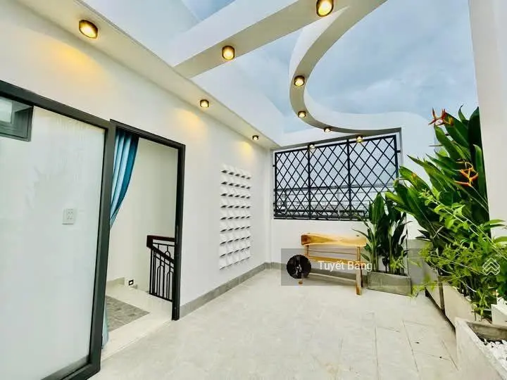 Nhà đang cho thuê 18 tr/t Phạm Văn Hai,P.3,Q.Tân Bình.Gía chỉ 3tỷ390.Liền kề cv Hoàng Văn Thụ