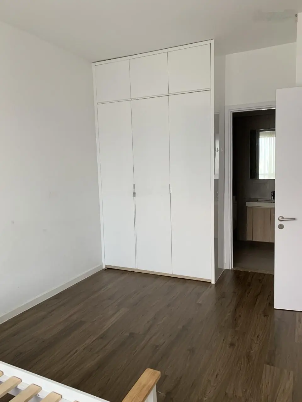 Bán nhanh 2PN giá tốt nhất thị trường tầng trung view thoáng sẵn sổ giao dịch nhanh chỉ 9 tỷ all in