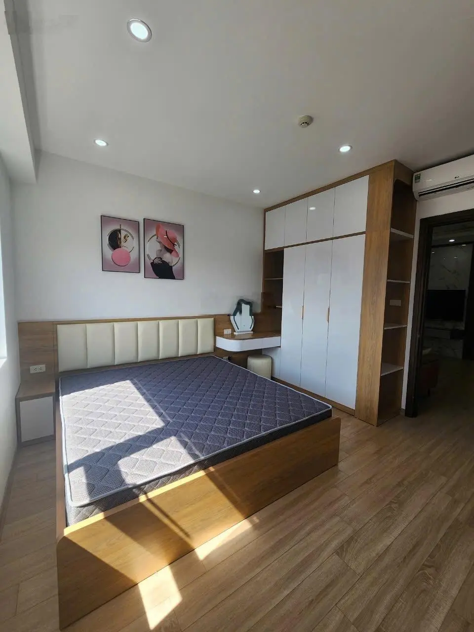 Tôi chính chủ bán gấp căn 75m2 CC Season Avenue, 2N 2W sẵn sổ Full Nt. Giá bán 4,7 tỷ