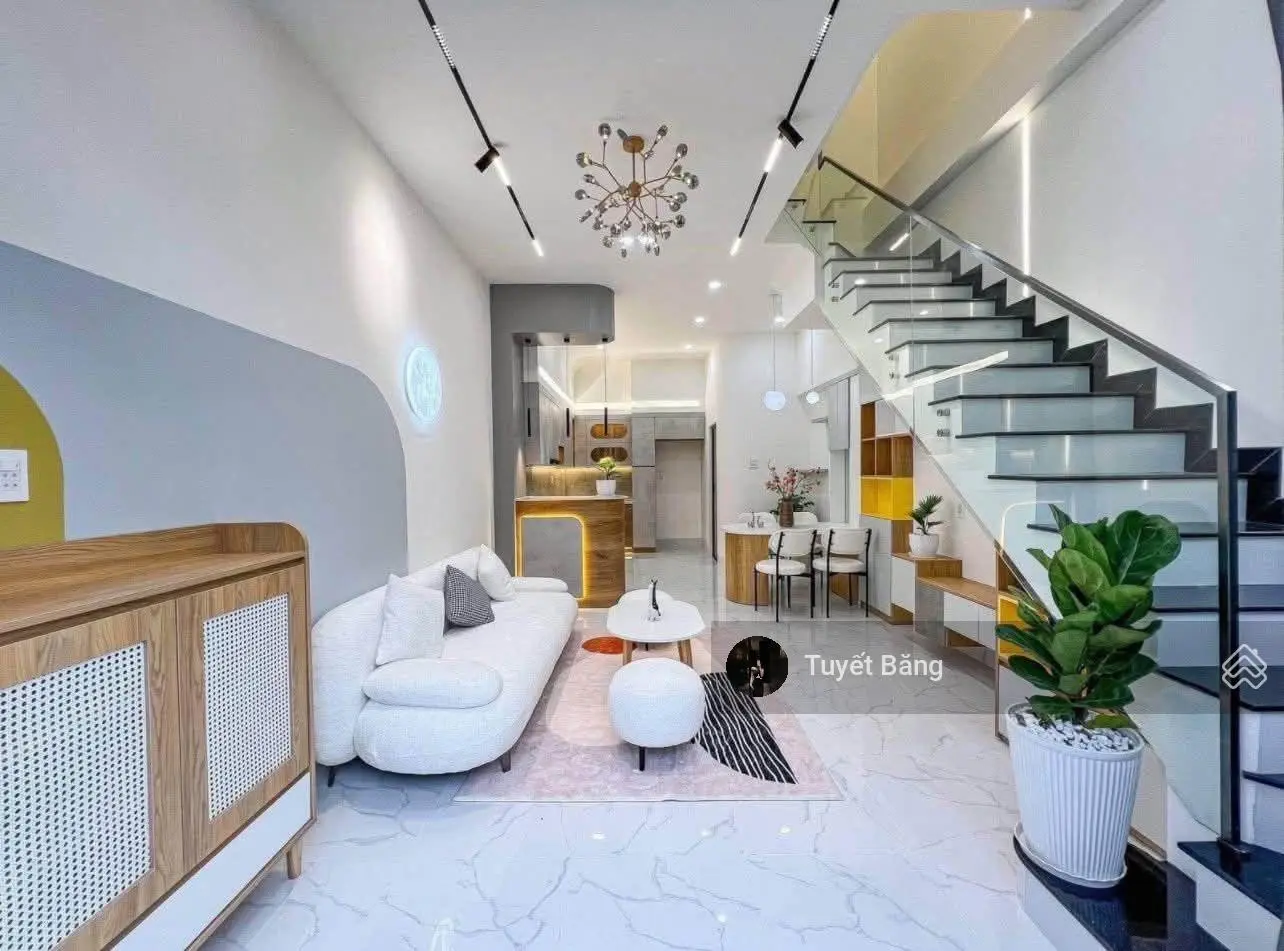 Siêu phẩm nhà phố Đ.Số 8,p.Hiệp Bình Phước ,Tp.Thủ Đức. Giá nhỉnh 3 tỷ,Sổ Hồng Riêng.