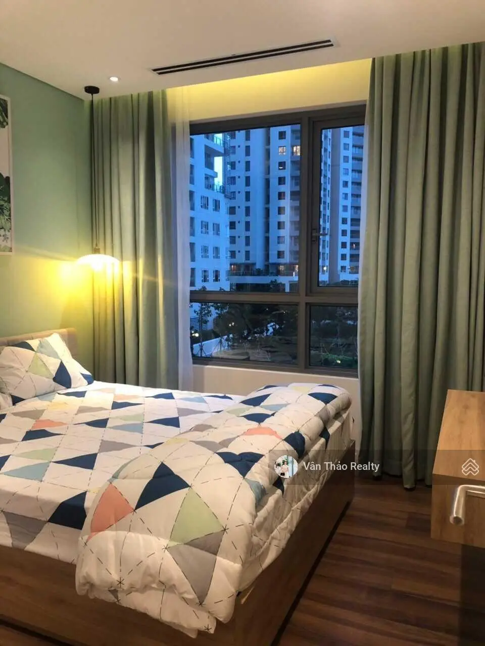 (Cần bán gấp) Căn hộ 3PN sân vườn 192m2, tầng thấp, view sông cực đỉnh khu căn hộ Đảo Kim Cương Q2