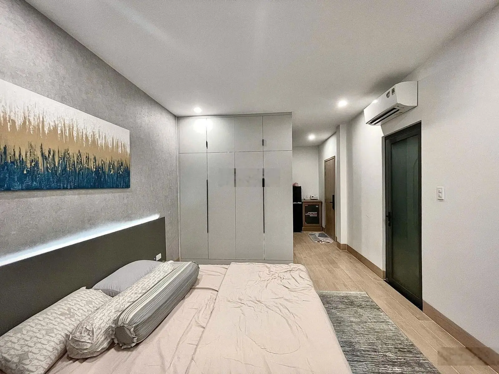 Cần vốn bán nhà 1 trệt, 1 lầu MT Hồ Ngọc Lãm Bình Tân, 95m2 GIÁ 2TY6( còn bớt lộc)