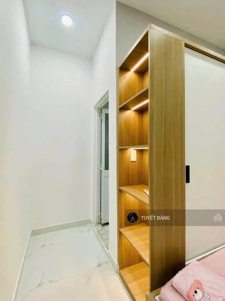 Chính chủ bán gấp nhà đường Tây Hòa,Phước Long A,quận 9..Giá chỉ nhỉn 3 tỷ.Cách cảng Phước Long 2km