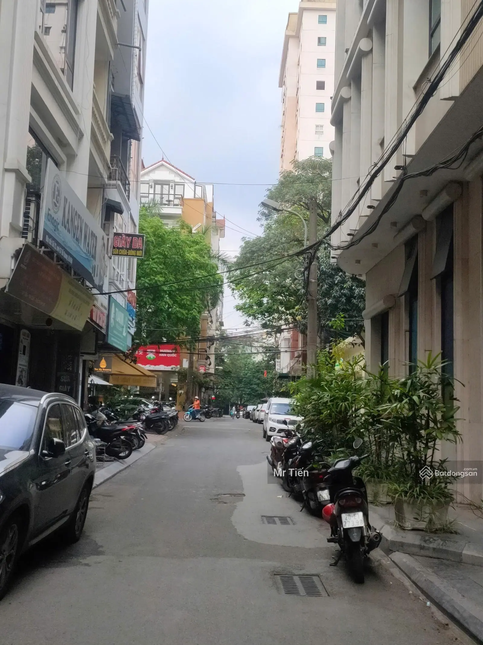 Hàng hiếm-vip- đỗ quang-trung hoà, cầu giấy-vỉa hè ô tô tránh - kd bậc nhất quận- 4 tầng, giá 19 tỷ