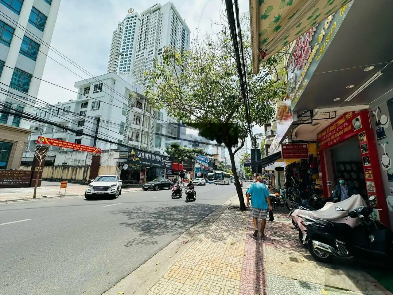 Giỏ hàng nhà phố mặt tiền Nguyễn Thiện Thuât, TP Nha Trang.pháp lý sổ đỏ hoàn công. Giá cực tốt