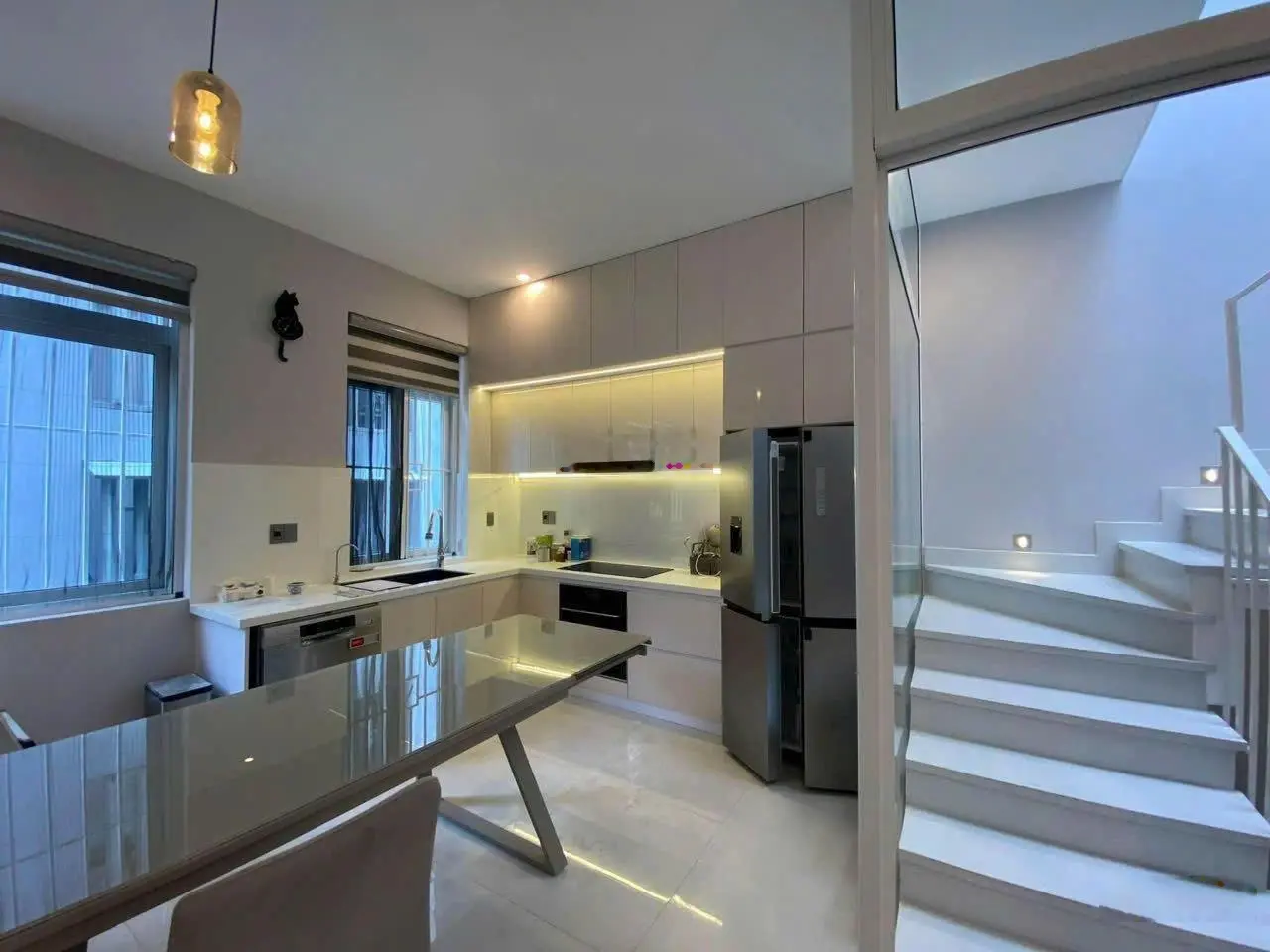 Bán Nhà 3 tầng Full nội thất cao cấp, thuộc giai đoạn 1 sát sông Nam Việt Á. LH Loan 0979 141 ***
