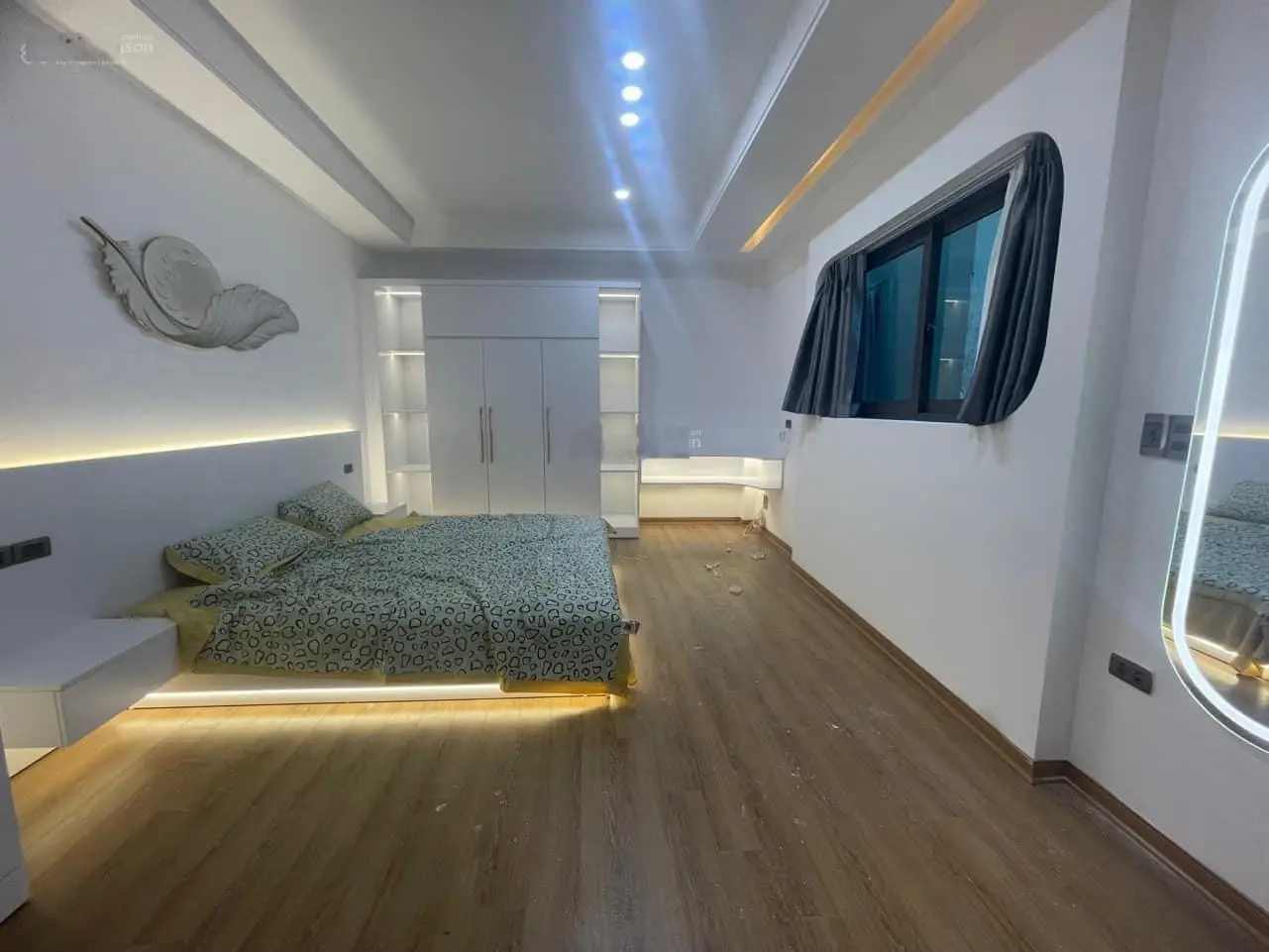 Bán nhà tây mỗ - 30m2- 5 tầng- lô góc - thông sàn- nhà mới- ngõ ô tô-dân tri thức--tiện ích vinhome