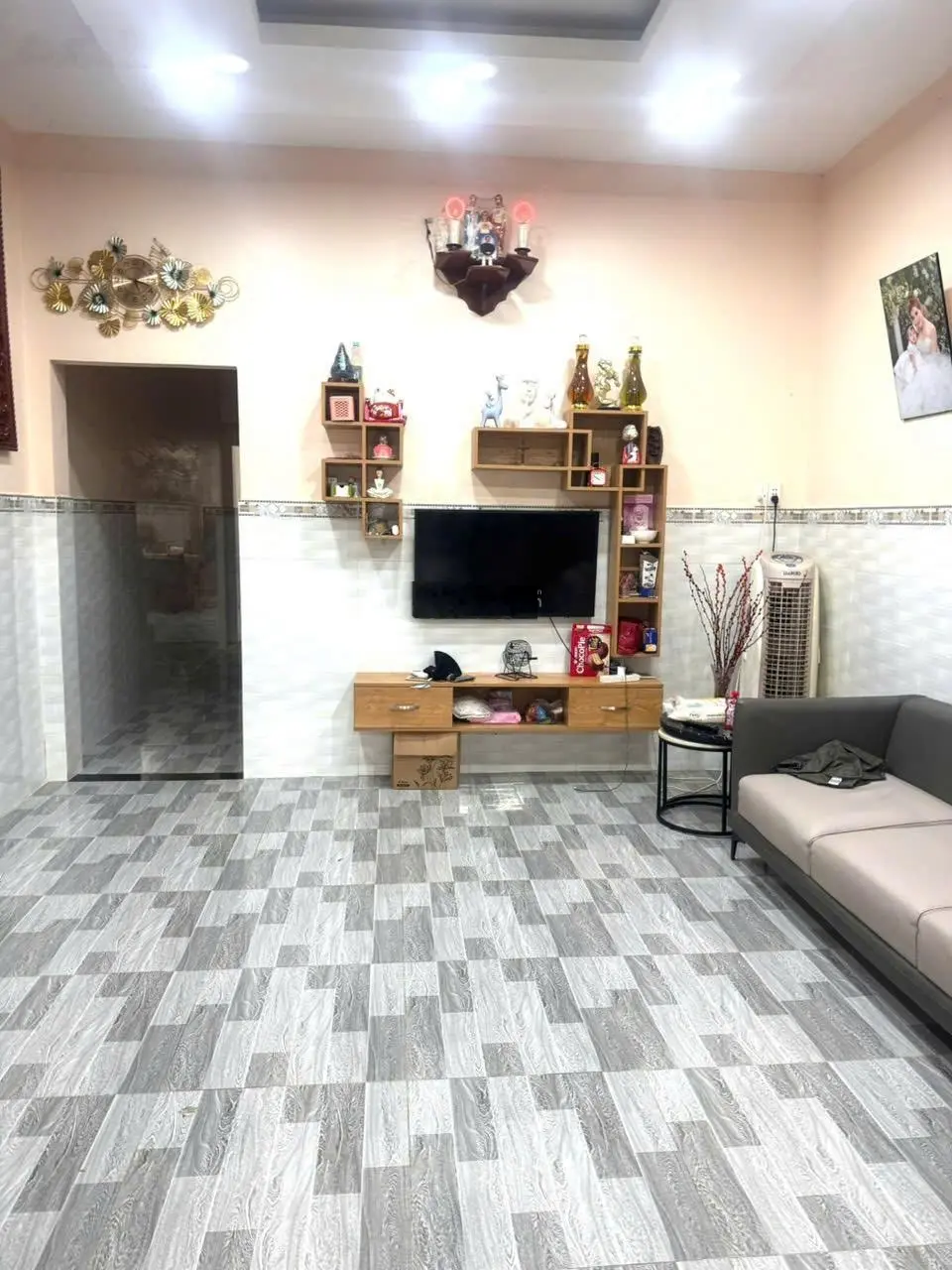 Chính chủ bán nhà Q12 TRUNG MỸ TÂY - NHÀ CẤP 4 ĐẸP - Chỉ sách valy vào ở .
