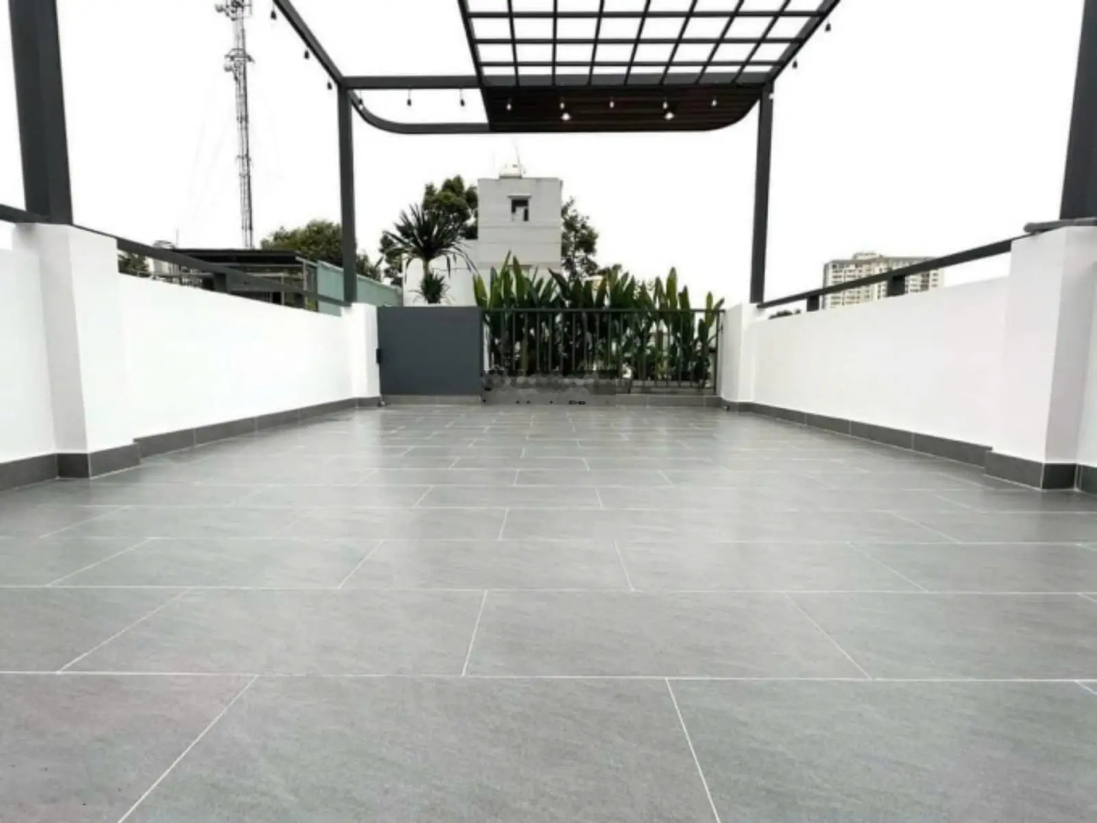 Kẹt tiền chủ cần bán nhanh căn nhà đường Chu Văn An, Quận Bình Thạnh. Hẻm 5m ô tô