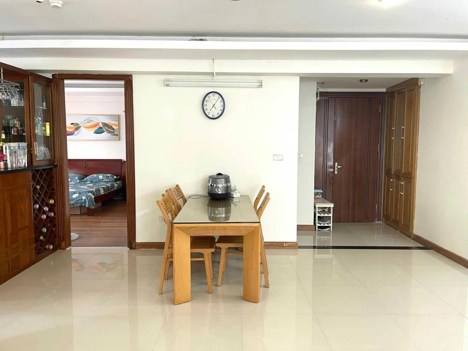 Bán căn hộ 2 ngủ 2vệ sinh Licogi 13 Hà Đông, DT 81m2, giá 4,9tỷ, full đồ vào ở luôn LH 0987 336 ***