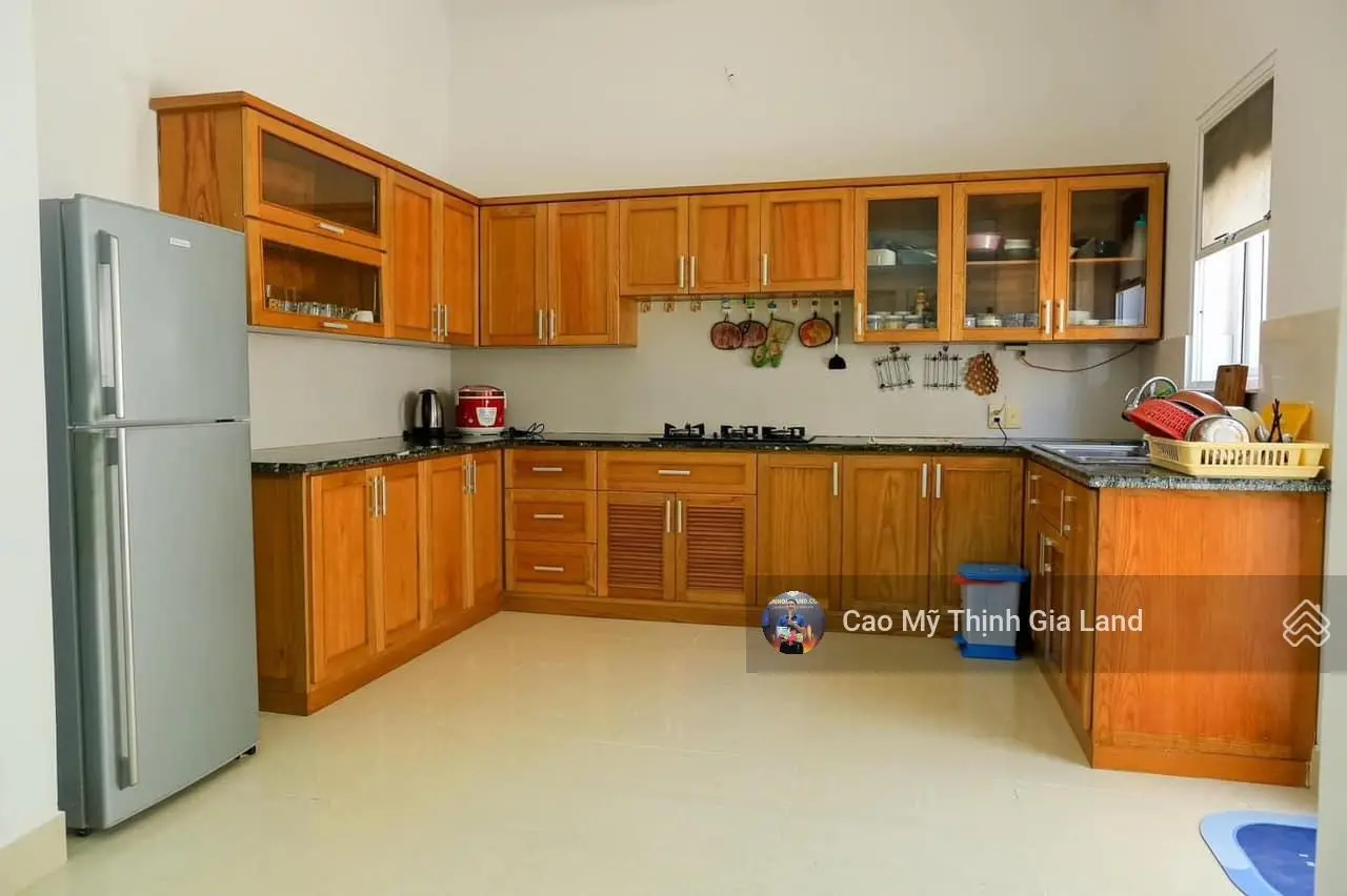 Bán biệt thự biển Bãi Sau, cách 400m, 258m2 ngang 14m, sở hữu lâu dài, 28.9 tỷ