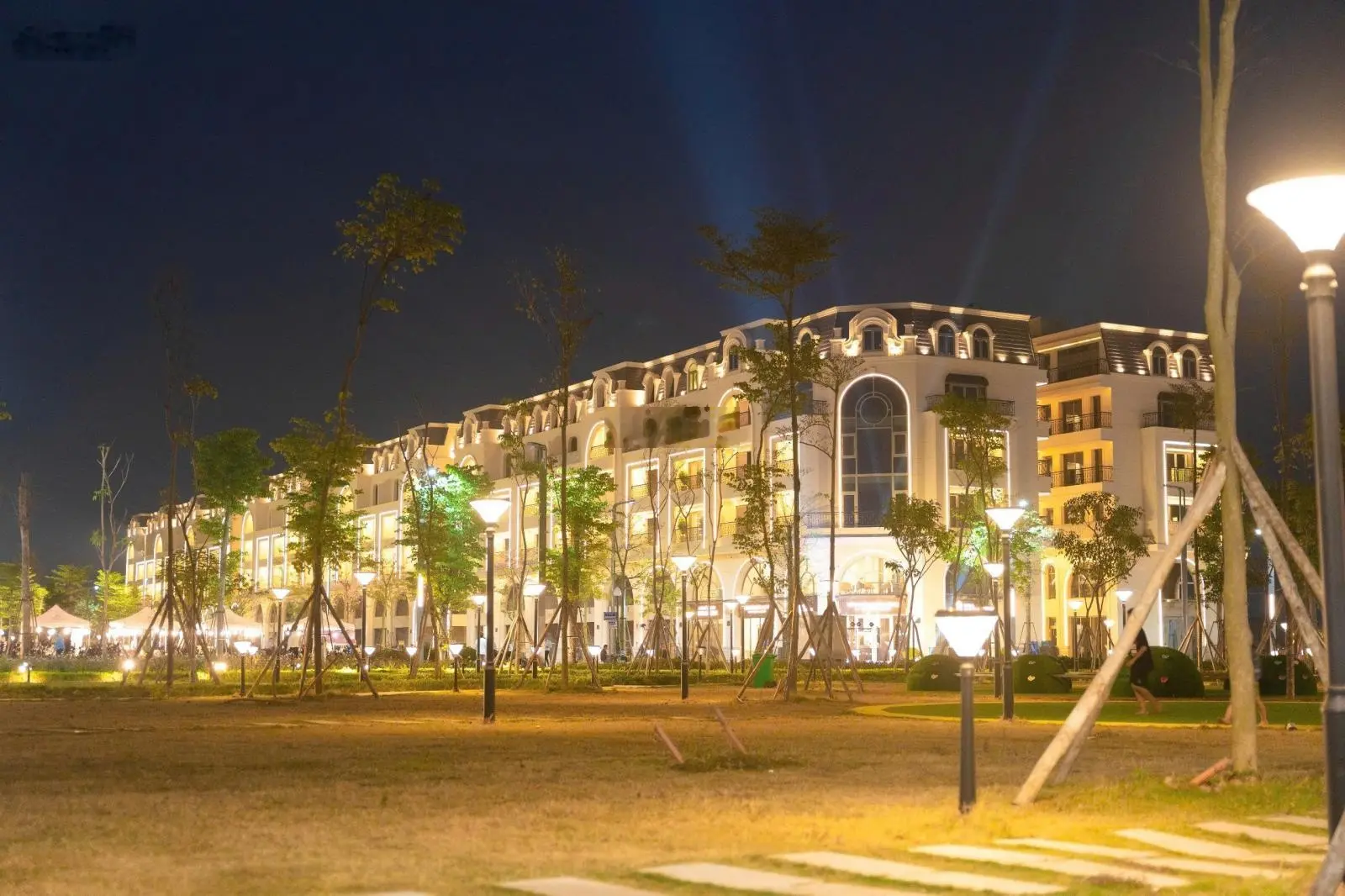 Bán shophouse Royal Mansion, Hùng Vương, Tân Tiến, Bắc Giang, giá tốt, 12,3 tỷ, 84m2
