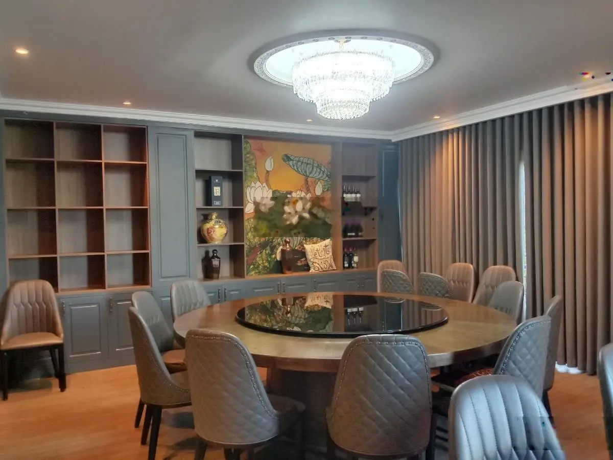 Bán siêu biệt thự liền kề HC 319 Bồ Đề 168m2, 6tầng thang máy, mặt phố Hồng Tiến mt 25m2 kinh doanh
