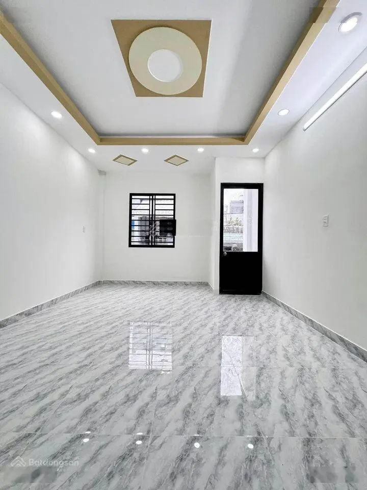 BÁN NHANH NHÀ 5x19=95m2 đường BÀ ĐIỂM 4 gần chợ BÀ Điểm Hóc Môn , buôn bán kinh doanh tốt , sổ sẵn