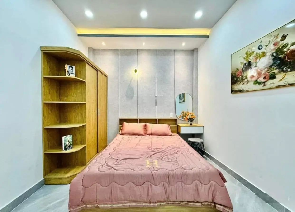Chủ kẹt tiền bán gấp nhà Kha Vạn Cân, Thủ Đức DT 63m2, GIÁ 3 TỶ 780 TR
