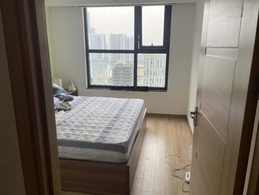 Cần bán căn hộ 3 ngủ tầng trung giá rẻ nhất khu vực trung tâm cầu giấy, chủ nhà bao hết thuế phí