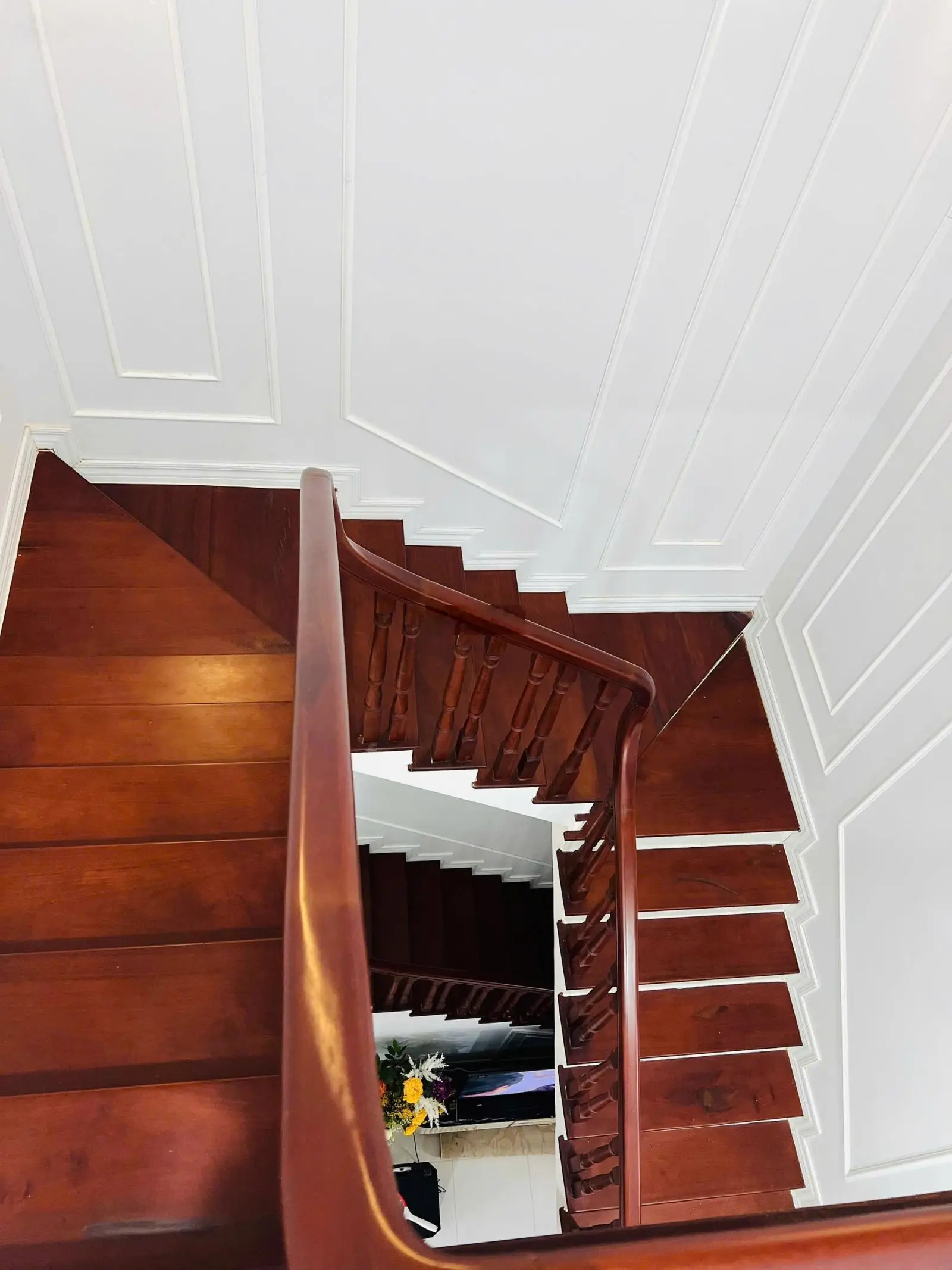 Bán nhà phố Verosa Park ngang 6mx18 full nội thất cao cấp
