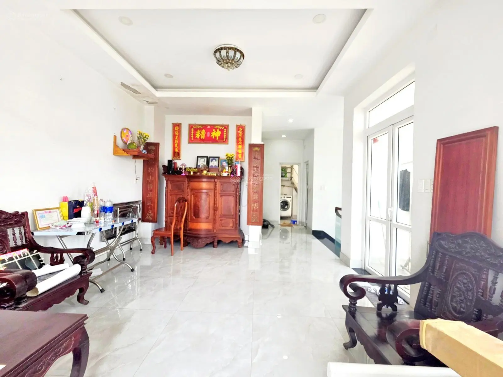 SIÊU NGỘP-Biệt thự 3 tầng SIÊU ĐẸP, Mặt tiền gần chợ Hiệp Bình Thủ Đức