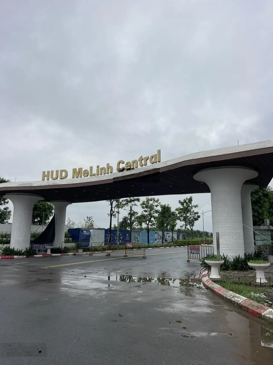 Bán 90m2 3 mặt tiền. Khu đấu giá Yên Vinh, Thanh Lâm, Mê Linh, Hà Nội