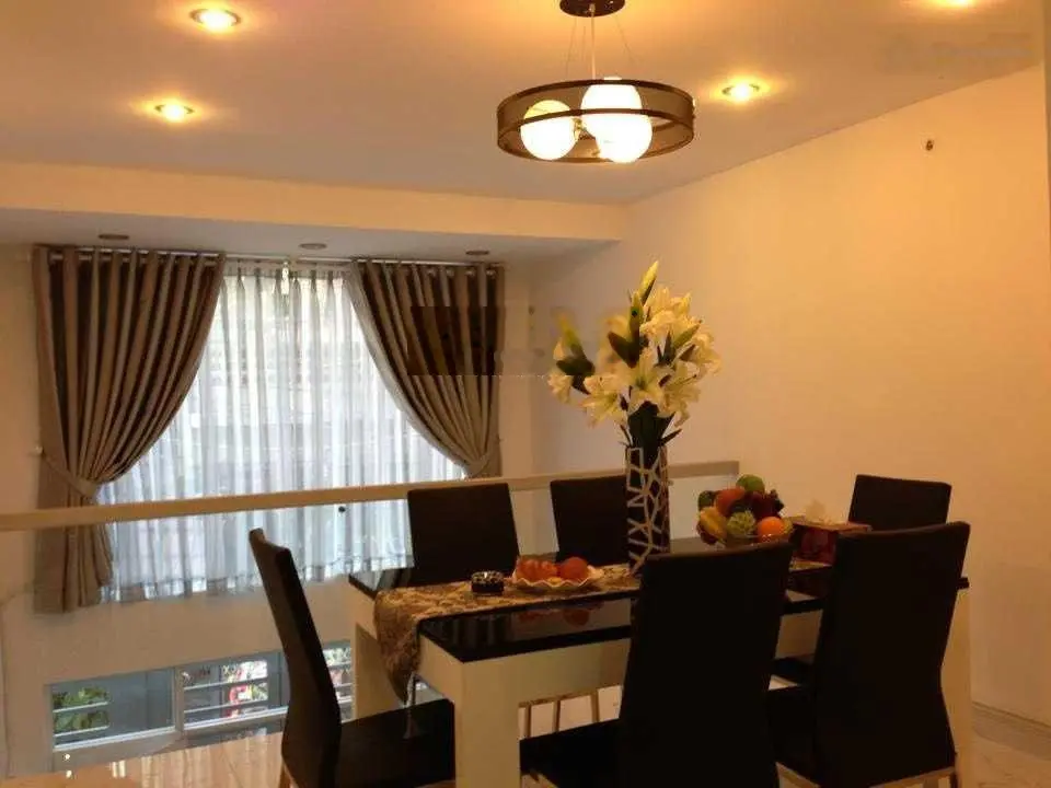 Hẻm xe hơi quay đầu, 5 tầng sát mặt tiền Huỳnh Văn Bánh, DTSD 200m2, 11.8 tỷ