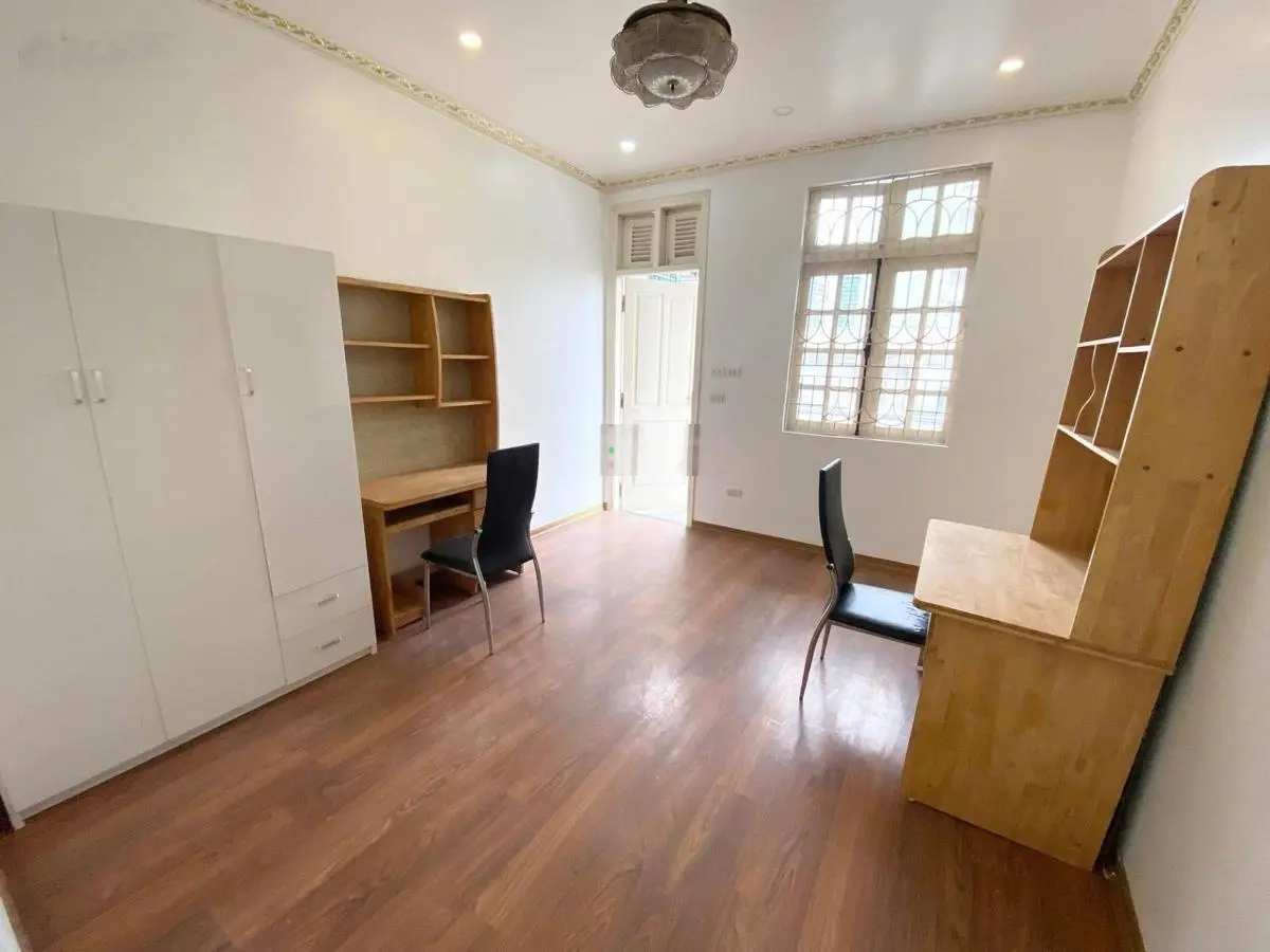 Hơn 6tỷ dòng tiền khủng 350tr/năm nhà phố định công hạ 43m x 5tầng,ô tô thông 20m ngõ rộng thoáng!