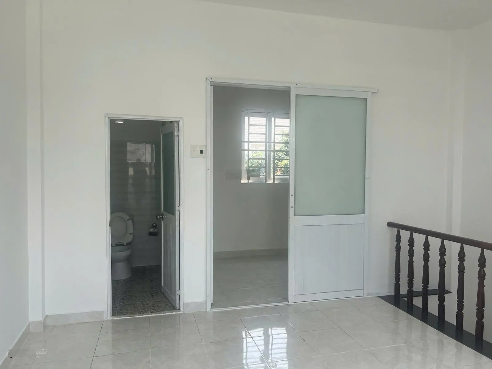 Nhà mặt tiền đường 198 Đỗ Xuân Hợp, Phước Long A, Quận 9, DTCN 40m2/3.9 tỷ thương lượng