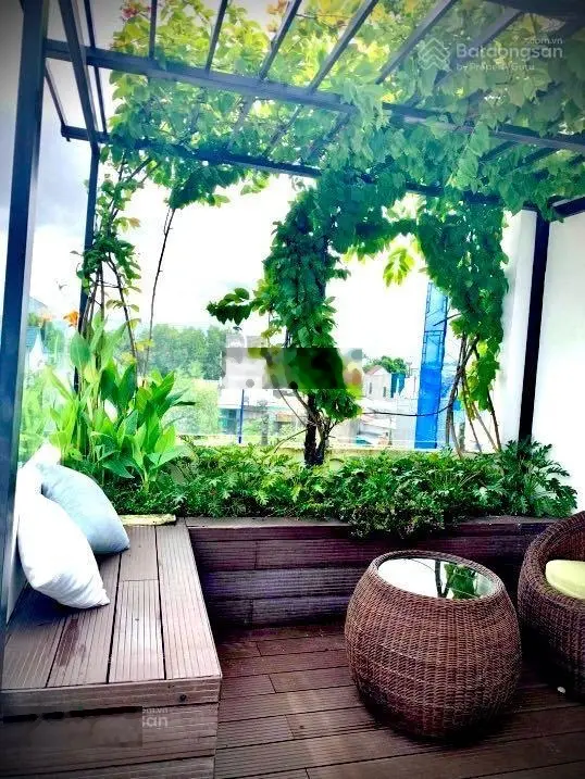 Hót Bán nhà phố 1T2L 100M2 sân vườn đường DT743 Bình Dương Giá 3 tỷ 2