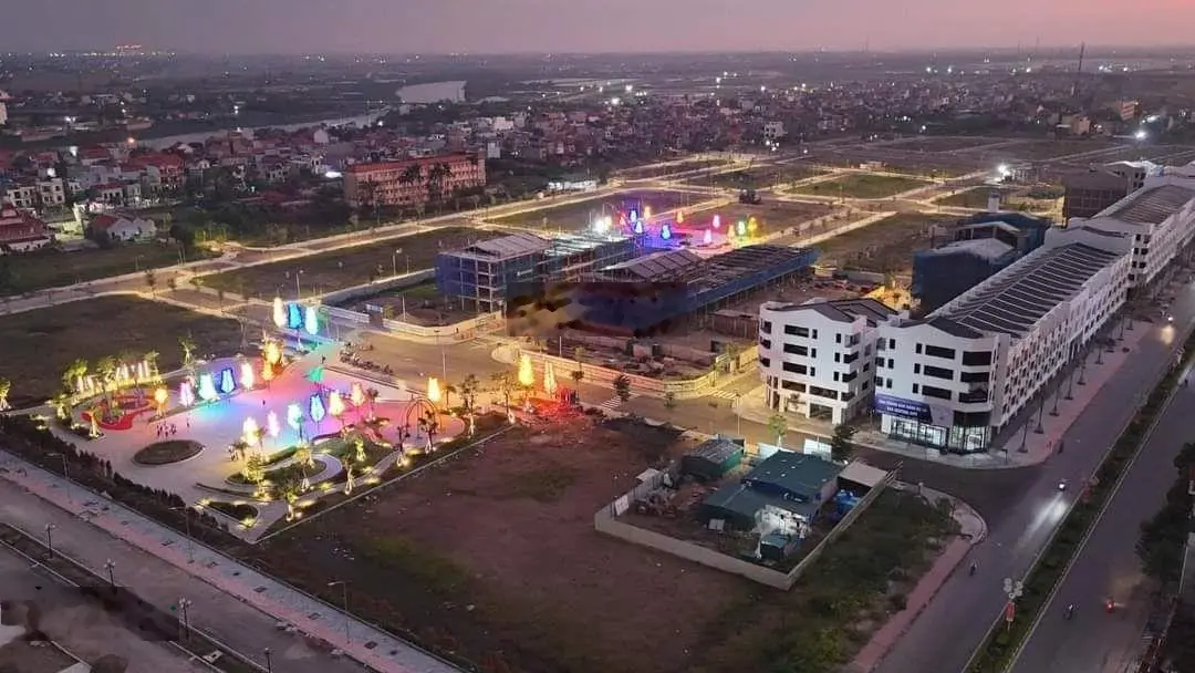 Bán lô góc cực hiếm mặt shophouse trục chính đường đi ra cảng Diêm Điền khu đô thị Era Central City