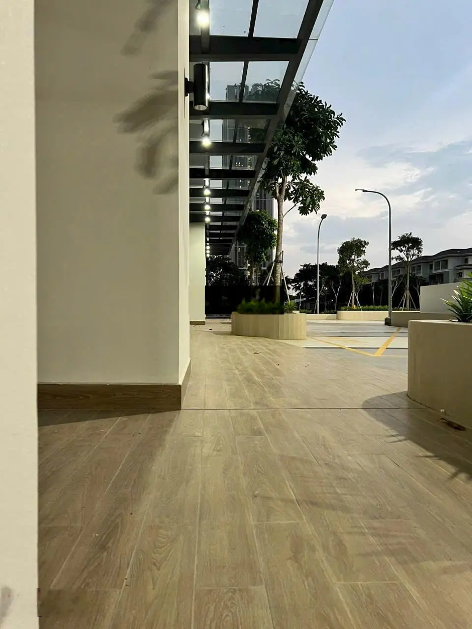 Bán Căn Hộ Duplex Trần Nhà Cao 5,2m Thiết Kế Theo Ý Thích 3-4PN, Giá Chỉ 2,3 Tỷ
