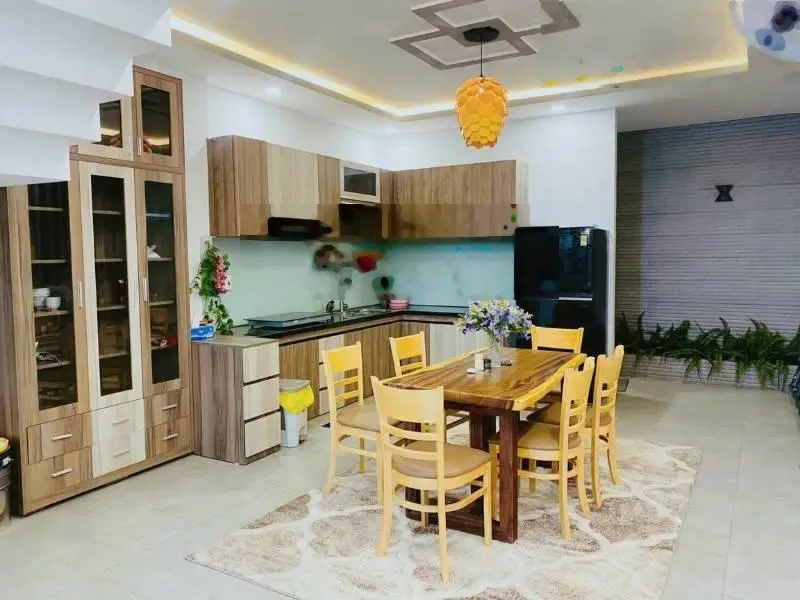 Nhà 3 lầu đường nội bộ đẹp kế đường số 19 tên lửa Q. BT