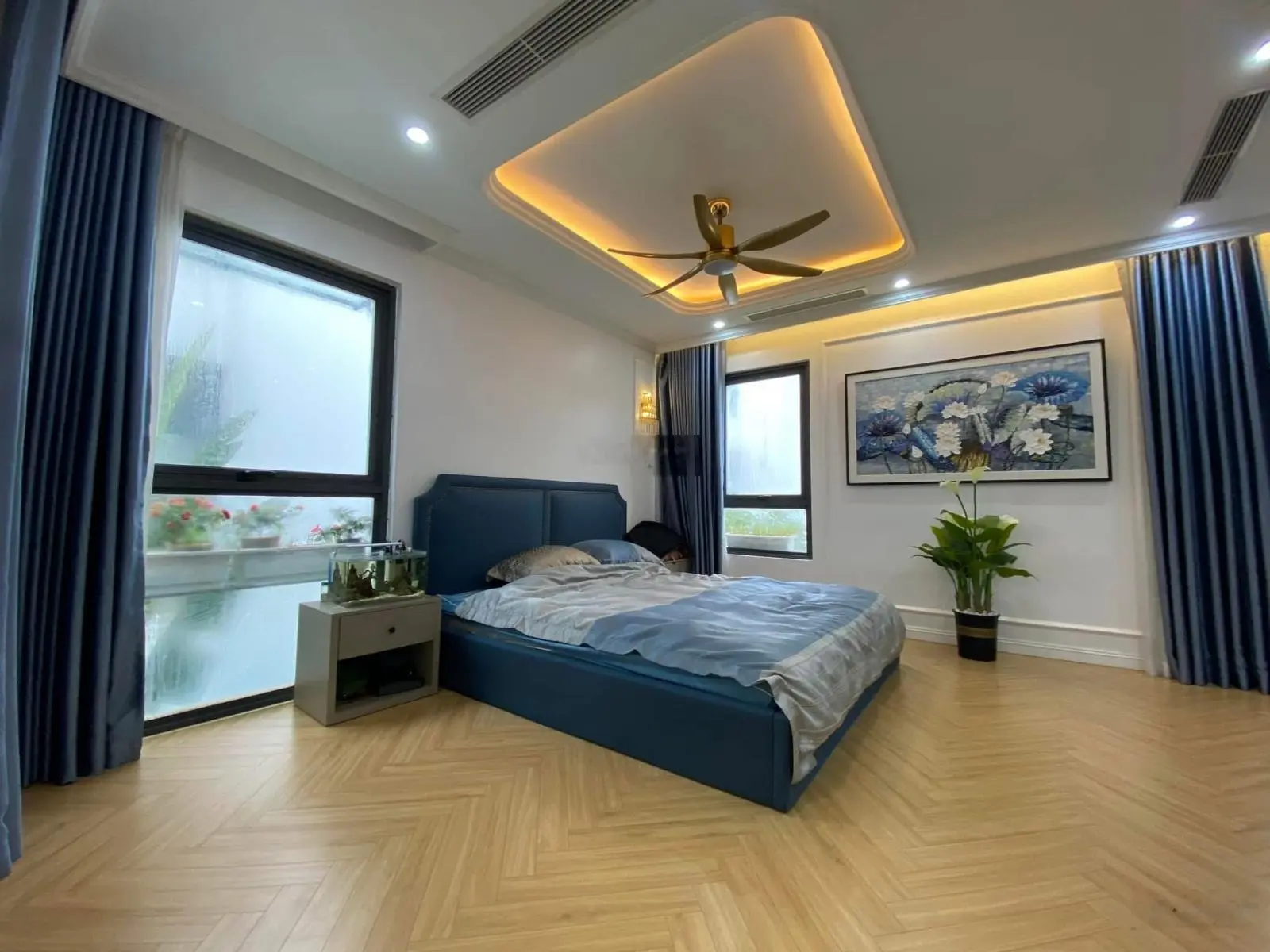 Nhỉnh 19 tỷ! nhà 80m2 - 4 tầng- phân lô ô tô tránh - biệt thự mini - sát phố - giáp ngoại giao đoàn