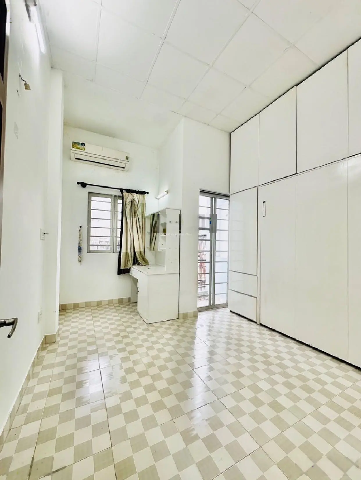 HÀNG NGỘP - Gấp bán nhà 2 tầng Thống Nhất - 46m2, hạ 400tr chỉ 3.6 tỷ, hẻm 3m cách mặt tiền 2 căn.