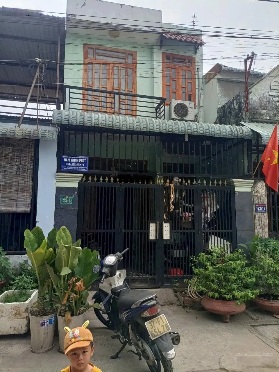 Chinh Chủ gởi bán Nhà Trệt 1Lầu Tân An, p. Tân Đông Hiệp. Xây Dựng Kiêng Cố.Đường Rộng, Mua Ở Hết Ý