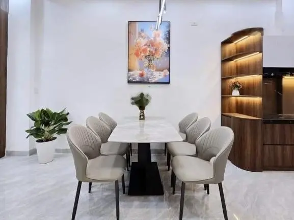 Cần bán gấp nhà Bùi Đình Tuý, P24, Bình Thạnh. DT 50,4m2. giá 2,4 tỷ