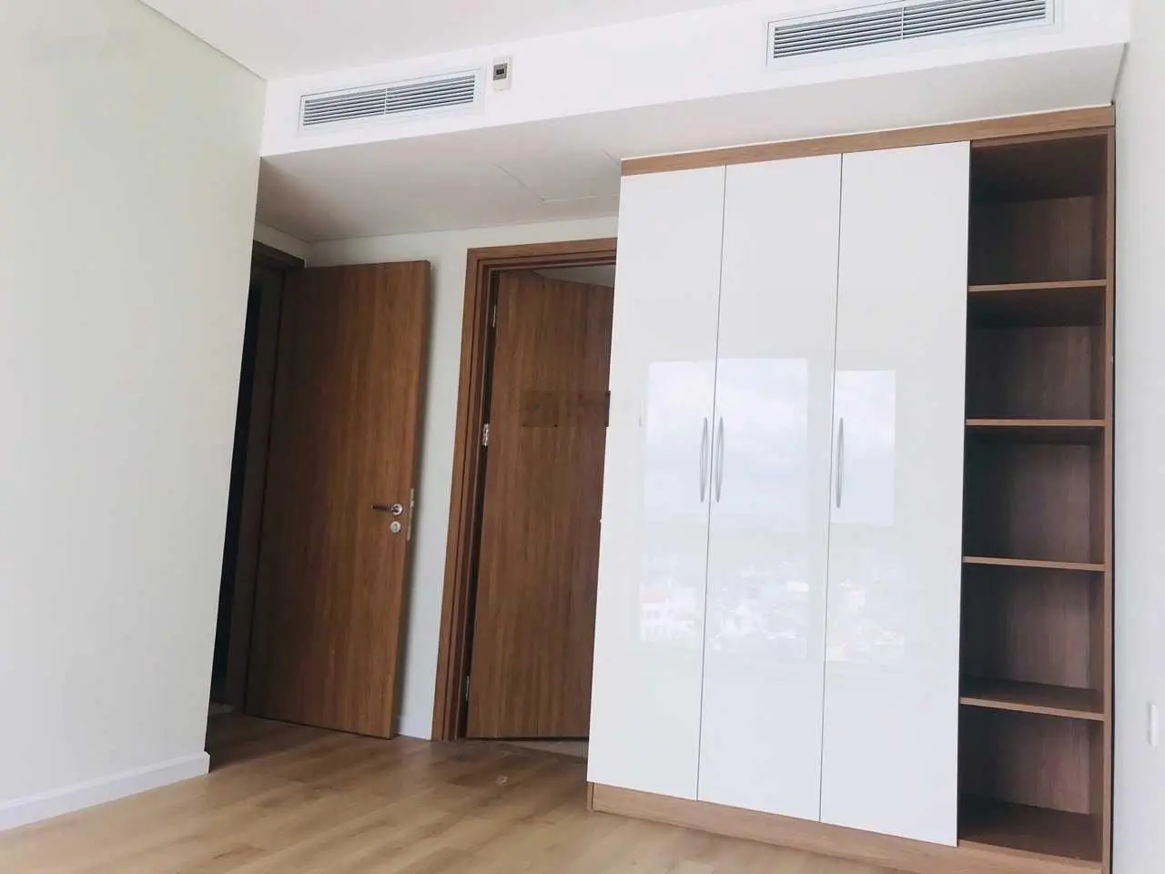 Chung cư cao cấp Q. 10 ngay 3 Tháng 2 và Thành Thái 77m2/2PN/4,6 tỷ đã VAT cam kết giá thật 100%