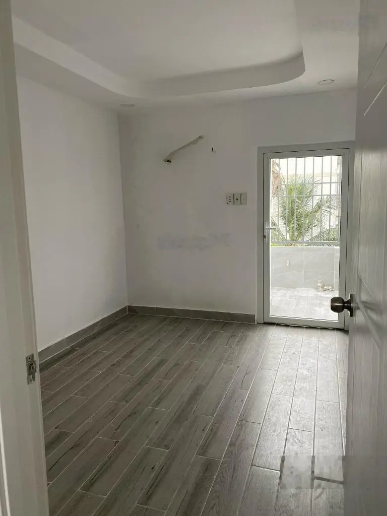 Bán nhà lam sơn phú nhuận - 54m2 - hẻm 8m - khu vực hiếm nhà bán , chỉ 8.xtỷ - cho thuê 21tr/th