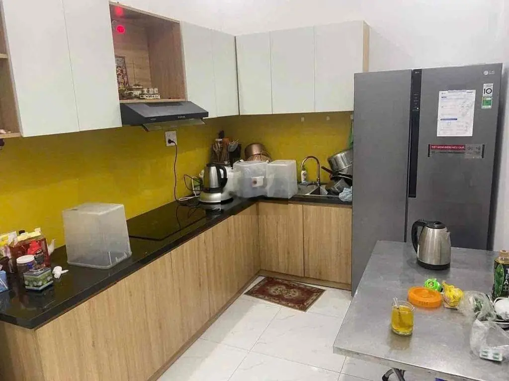 Nhà gác đúc kiệt 375 Nguyễn Phước Nguyên