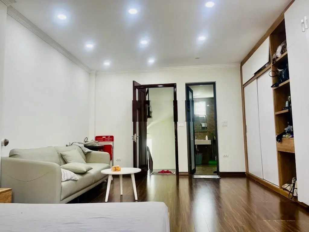 Bán nhà Cổ Linh 50m2 - 5 tầng - MT 4.5m - 7.9 tỷ - full nội thất - ngõ thông - trung tâm tiện ích