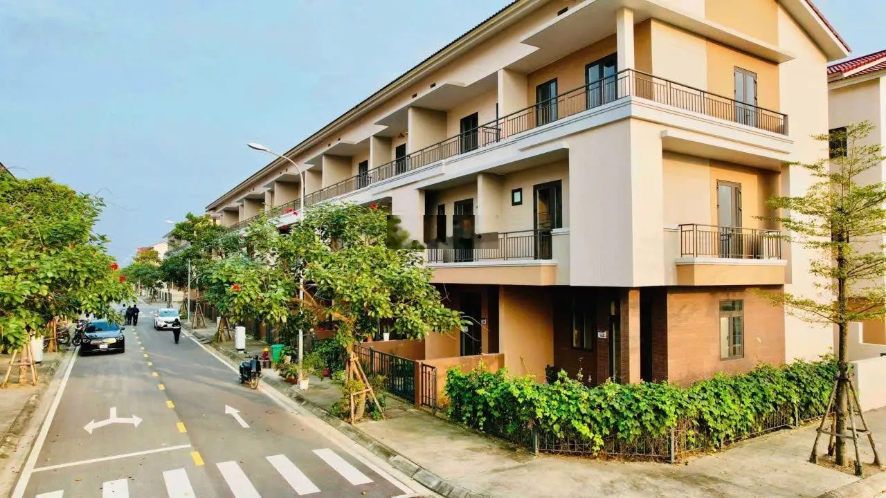 Bán nhà phố 75m2 Centa City view công viên - Cửa ngõ Vinhomes Royal Island