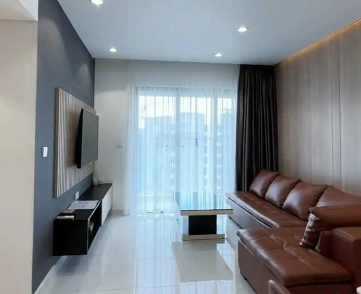 Chính chủ bán căn Diamond Alnata 2PN - 2WC full đầy đủ nội thất ở hoặc cho thuê được ngay