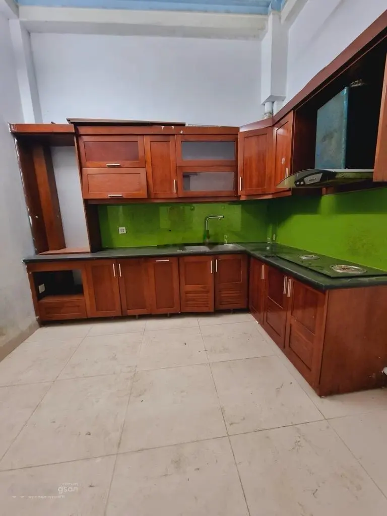 Bán gấp nhà dân xây 4 tầng mễ trì, ô tô cách 15m, cách mặt phố 40m, giá: 7,25 tỷ, lh 0968.371.359