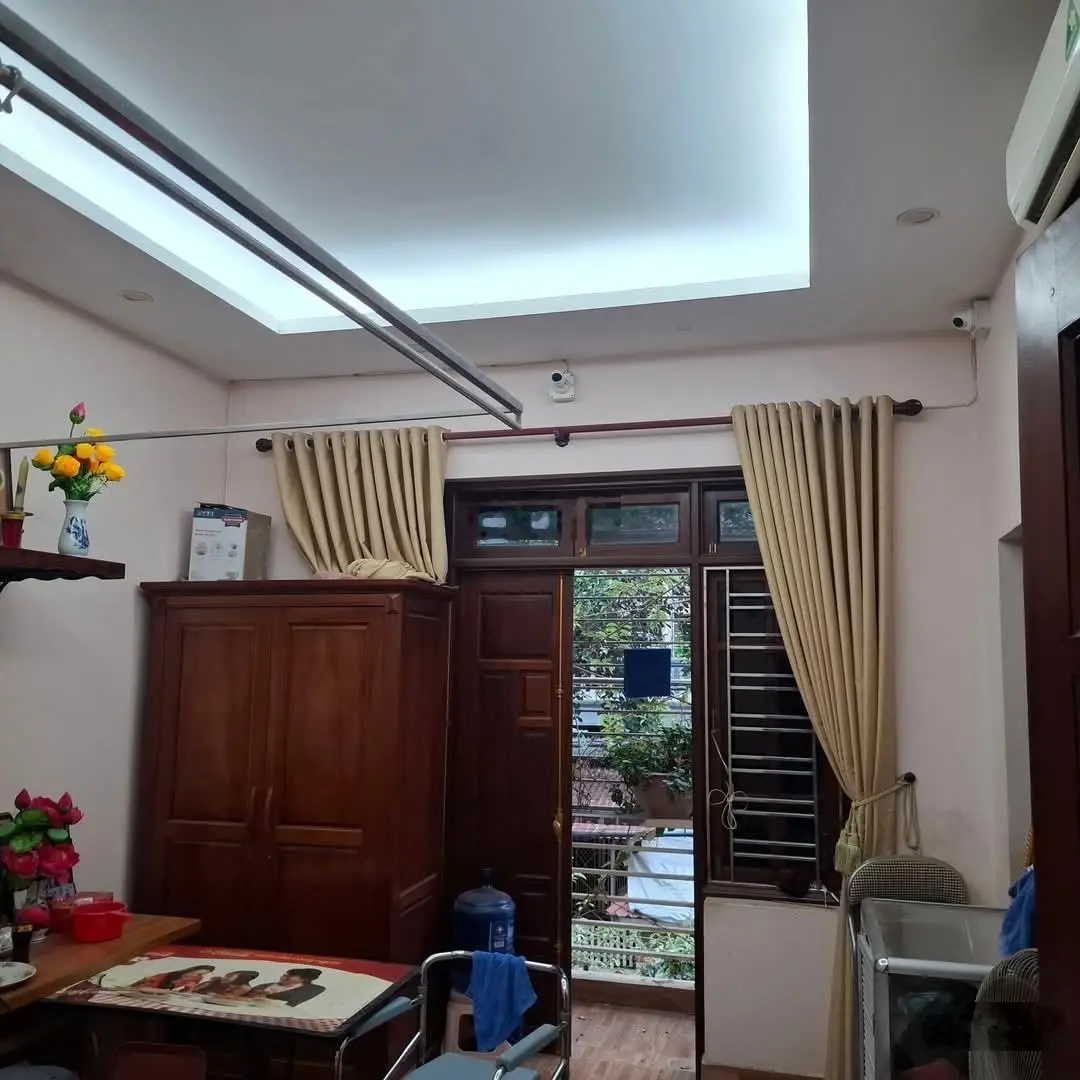Bán liền kề cạnh bv phương đông, cổ nhuế 2. 90 m2, 5 t, lô góc, kinh doamh sầm uất. giá 24 tỷ