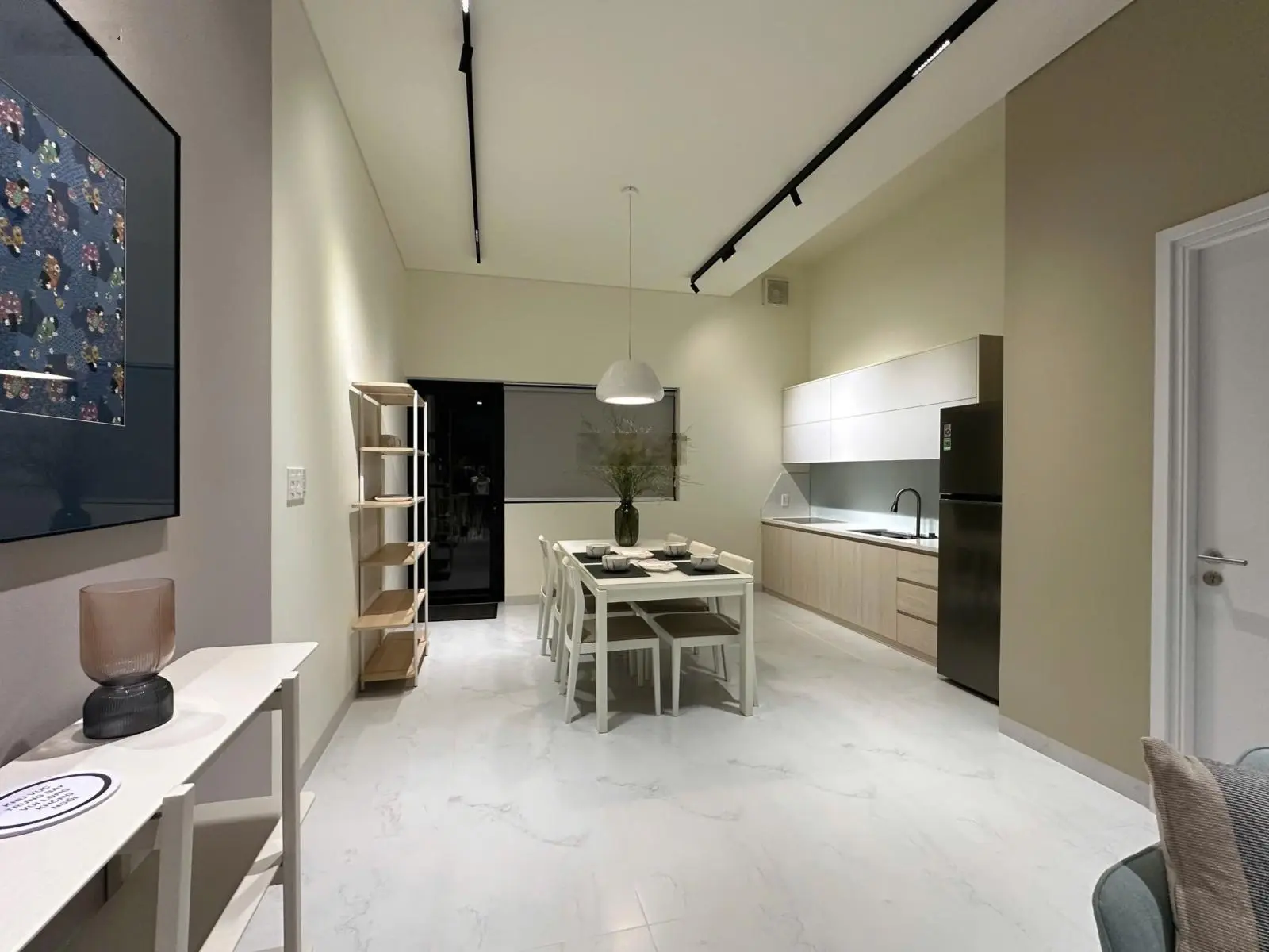 Nhà phố liền kề phong cách Nhật, nằm mặt tiền đường DT 743 Thuận An - Bình Dương, pháp lý đảm bảo